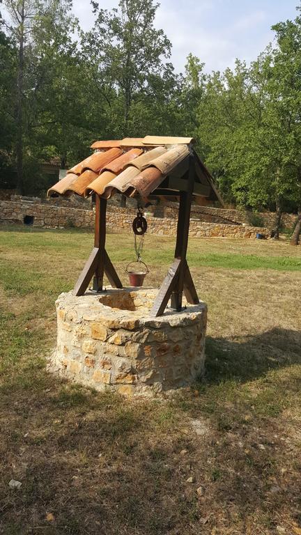 Le Donjon Des Combes Et Son Spa Fayence Ngoại thất bức ảnh